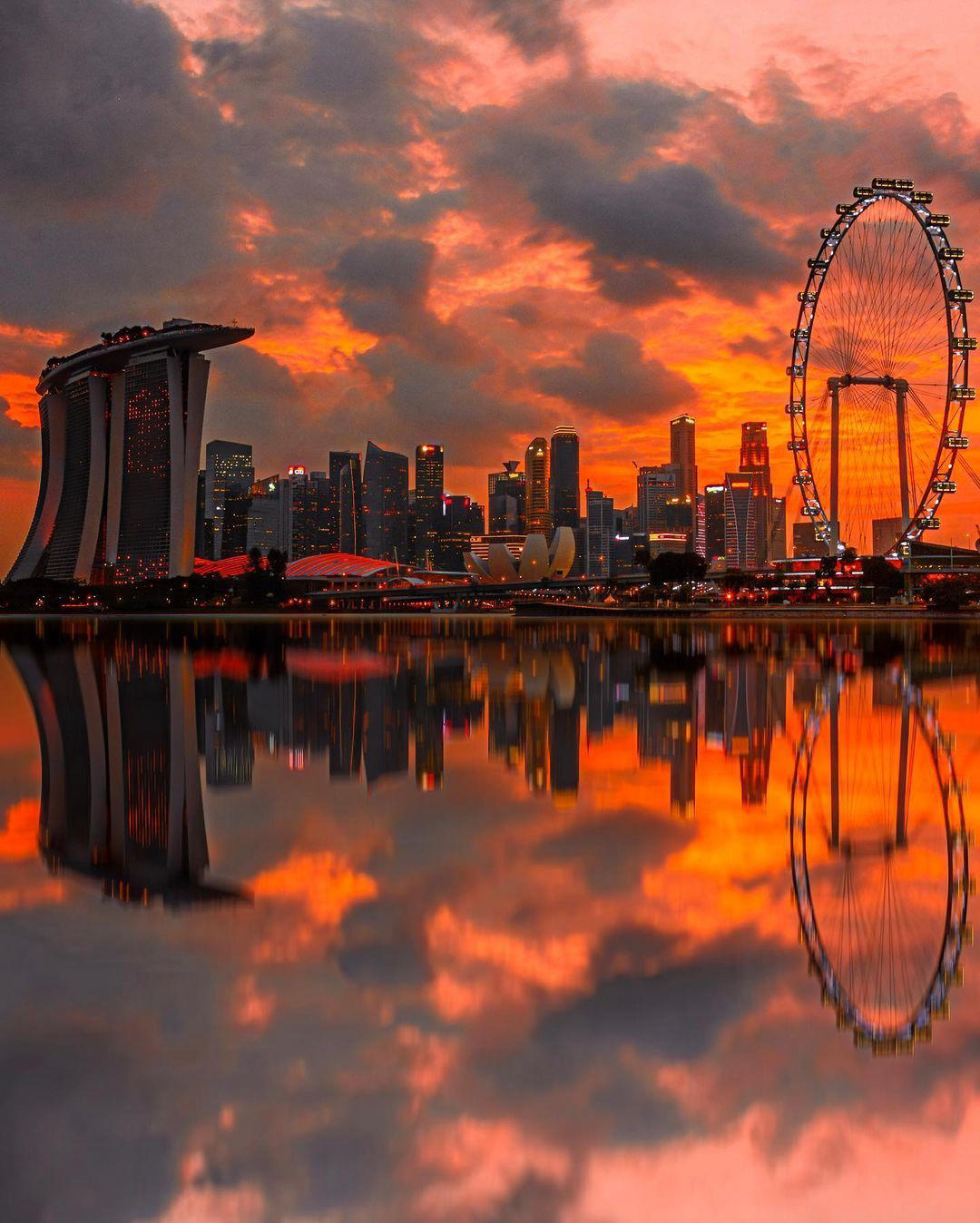 Marina Bay Sands - Every sunset is an opportunity to reset